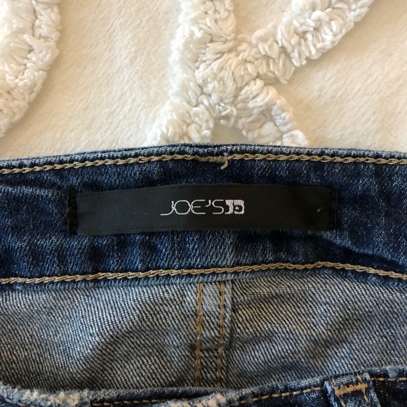 Joe’s Distressed Jeans - Picture 6 of 8